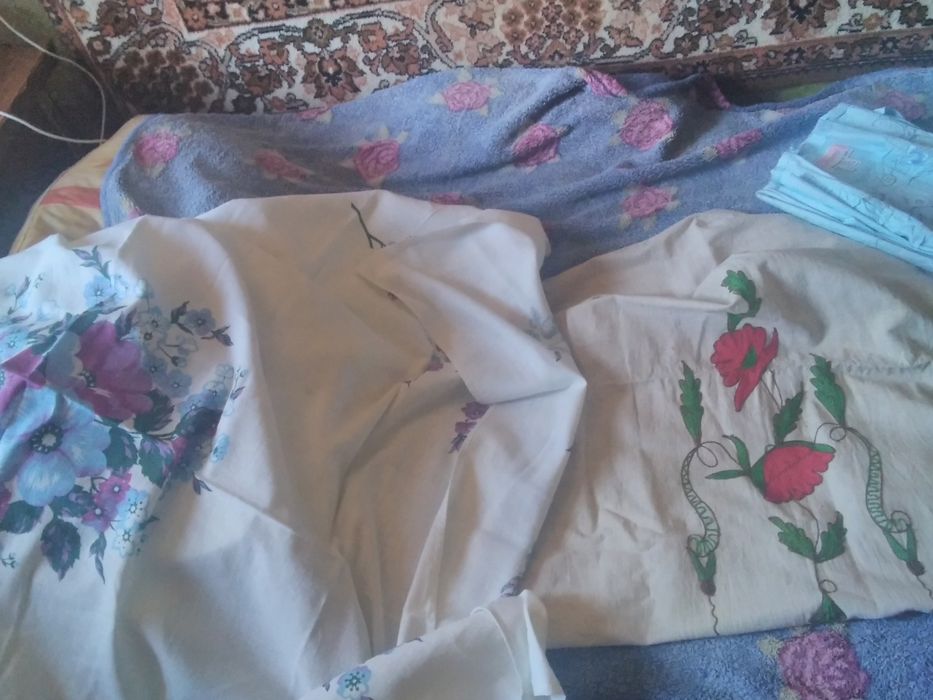 Носовые платочки,полотенца продам