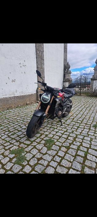 Honda CB650R 70kw ano 2024