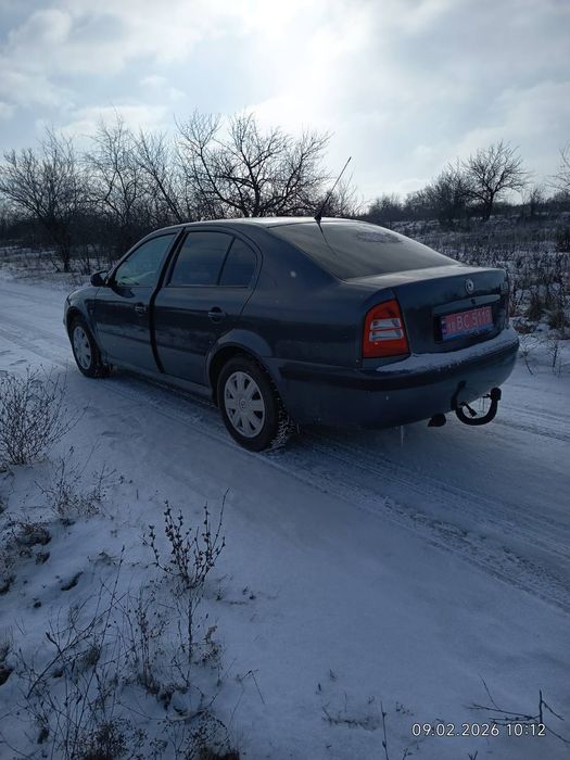 Шкода Октавія Тур 1.6 газ-бензин.