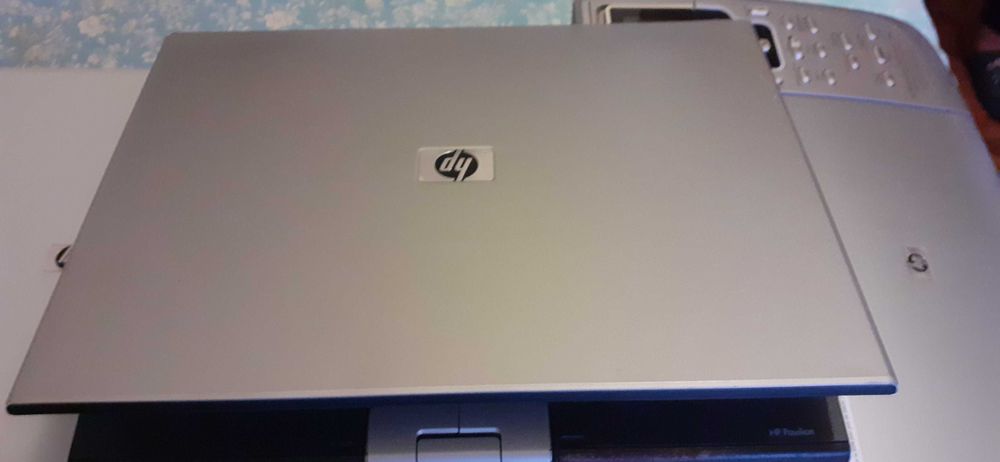 2 Impressoras HP para peças ou uso, e portátil para peças