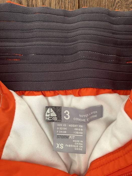 Komplet do jazdy ma nartach Nike ACG