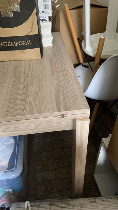 Mesa extensível + 4 cadeiras