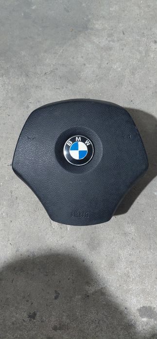 BMW E90 Airbag   .