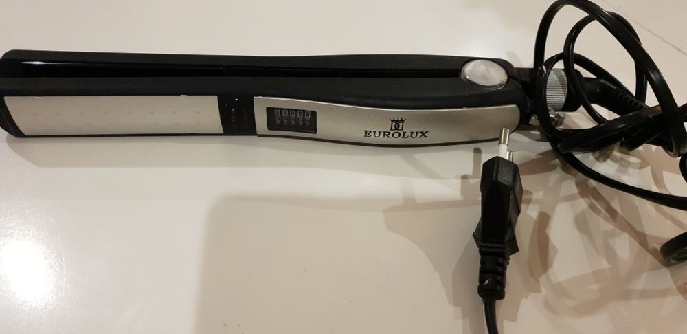 Prostownica do włosów ceramiczna