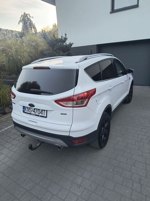 Sprzeda Ford Kuga
