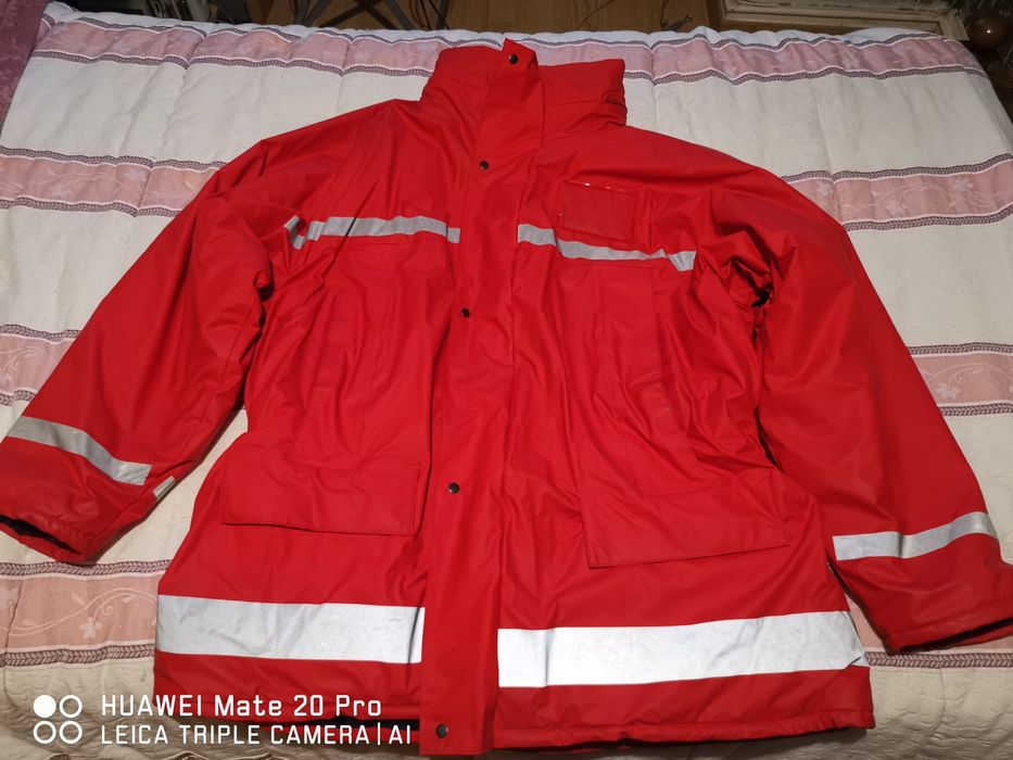 Vendo blusão impermeável bombeiros novo