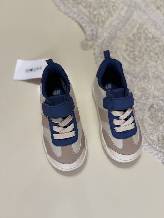 Кеди H&M 24 розмір. Білі кросівки H&M 24р.