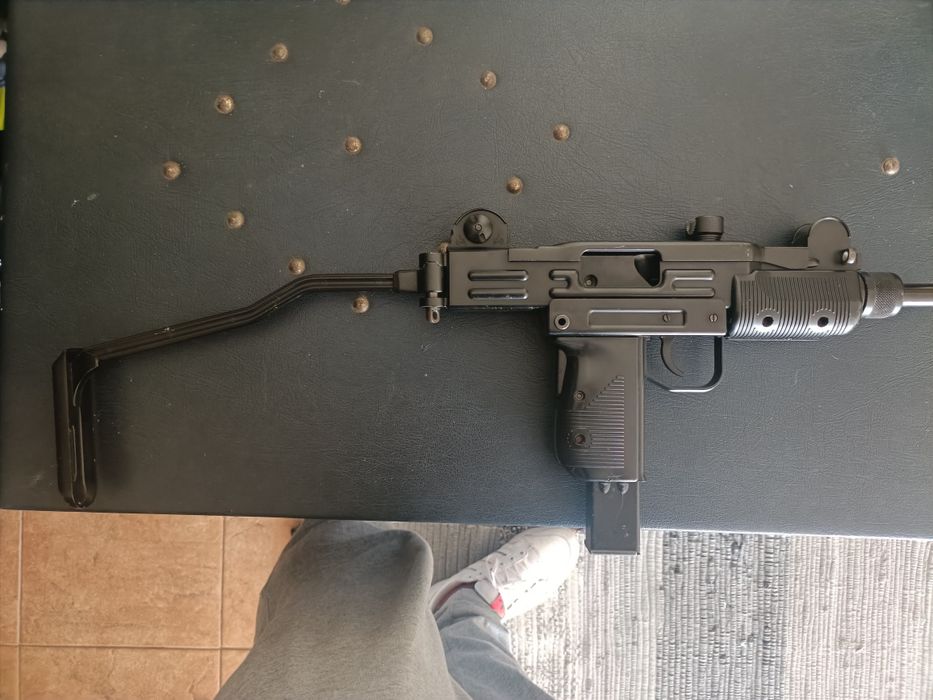 Vendo mini Uzi gbb airsoft
