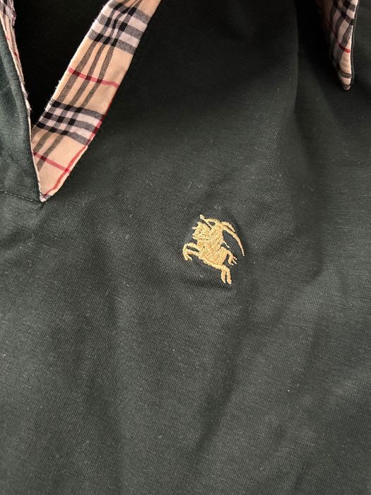 Темно-зелена кофта burberry