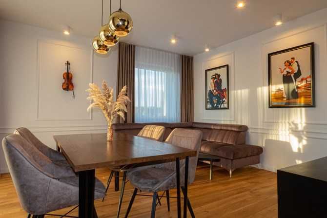 * Mieszkanie 3-pokojowe, 56 m2, balkon, parking - Jedności Narodowej 232, BRAK PROWIZJI