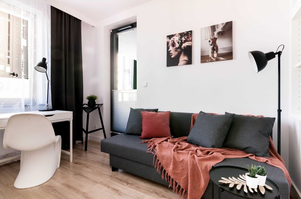 Pokój 1-osobowy z balkonem | Czerwone Maki | UJ, Fabryczna Office Park