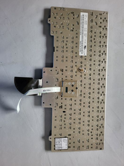 Sprzedam orginalną klawiature do laptopa Lenovo SL510.