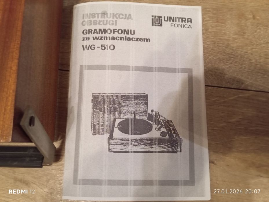 Gramofon retro UNITRA fonica WG 510 że zmieniarką płyt.