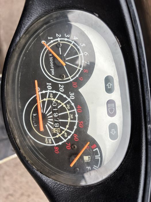 Скутер Zonder zy50qt-F1. торг на месте
