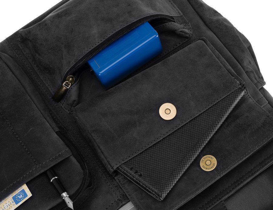 torba na laptopa ze skóry naturalnej z regulowanym paskiem na ramię