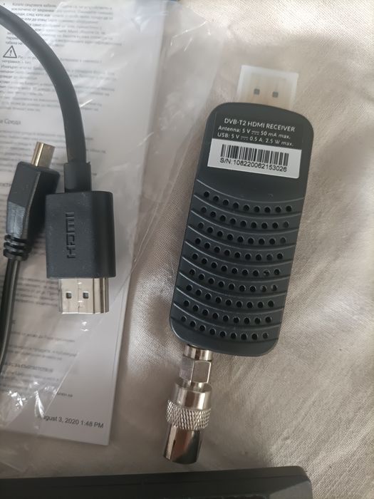 Niewielki Dekoder odbiornik telewizji naziemnej TV DVB-T2 Strong HDMI