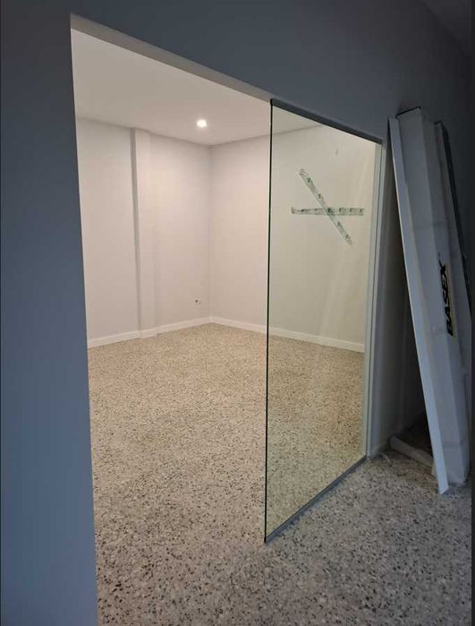 Arrenda-se espaços comerciais