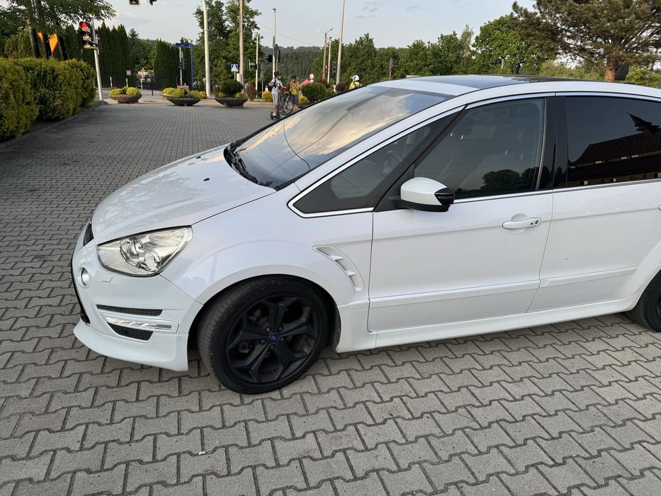 Ford S Max biała perła