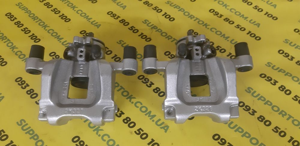 Супорт задній лівий правий Jaguar Range Rover Land Discovery Sport