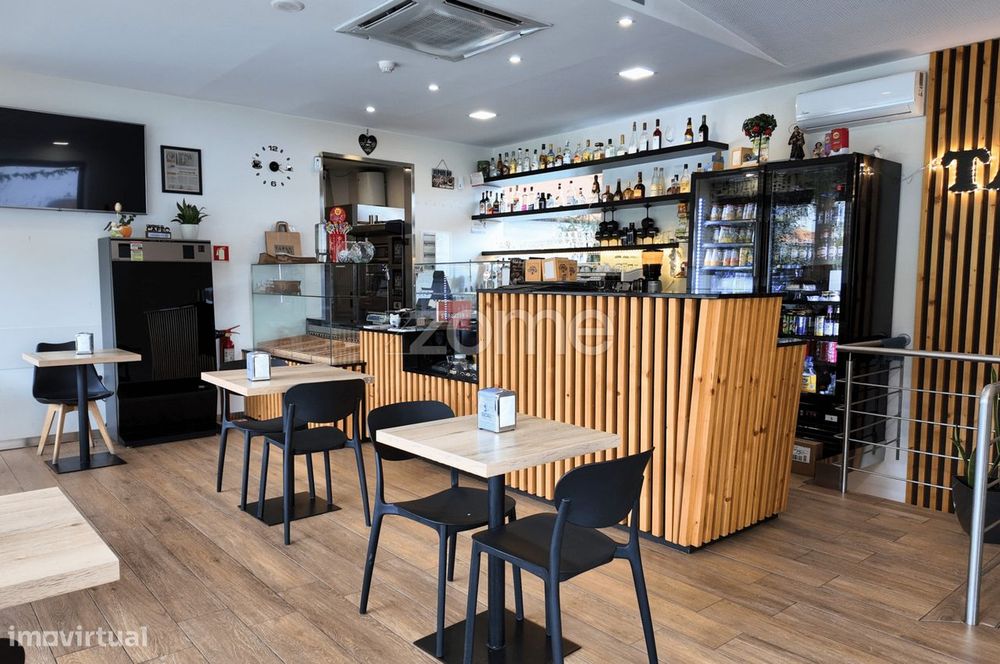 Restaurante Tapas / Cafetaria em Fraião!