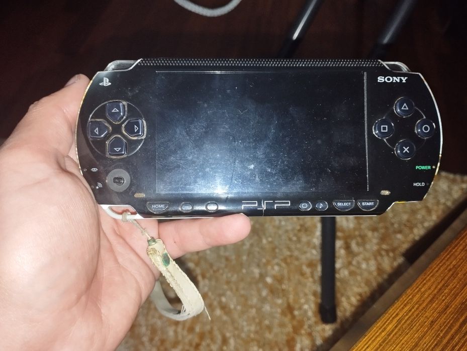 PSP sem carregador + jogos