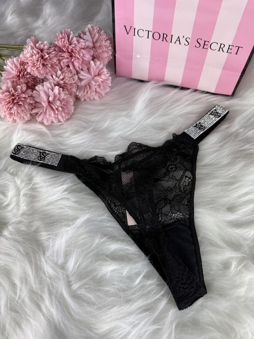 Czarne koronkowe majtki stringi z kryształkami Victoria’s Secret S