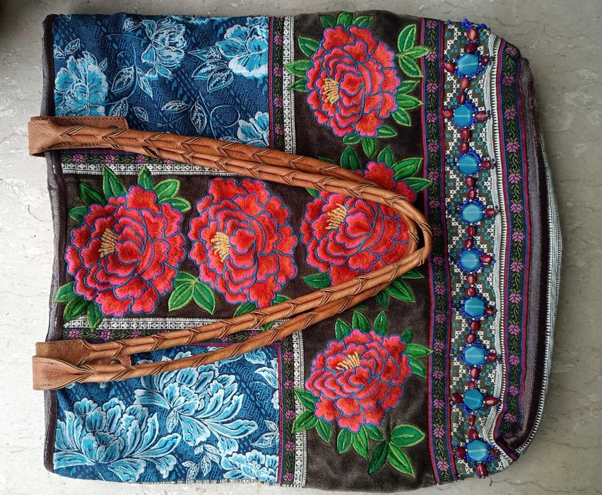 Torba boho róże, haftowana patchwork