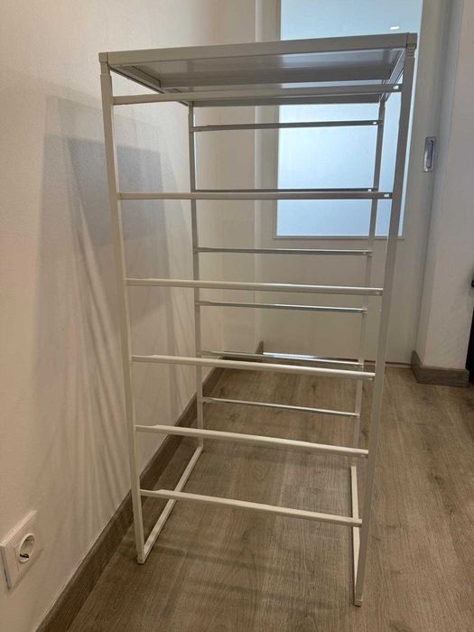 Estrutura IKEA Jonaxel branca com prateleira superior