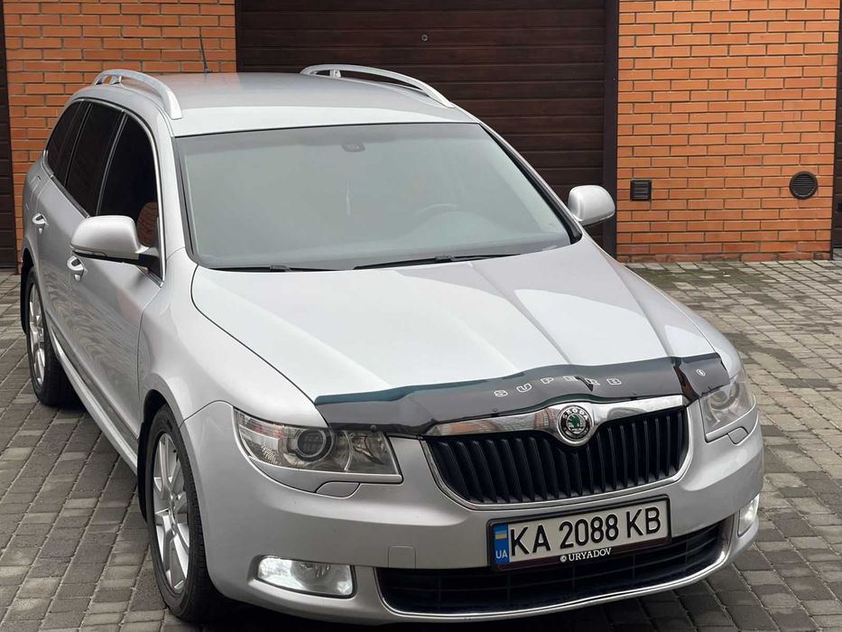 Продам Шкоду Суперб 2.0 дизель Автомат