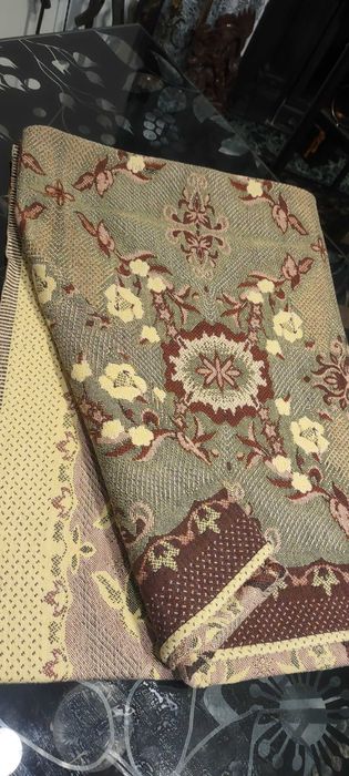 Ornamenty kobierzec obrus tkany ,unikalny królewski gratis wysyłka!