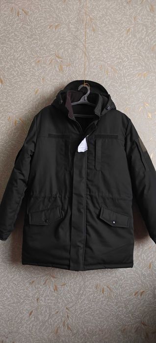 Куртка зимова чоловіча нова розмір 50 колір олива,підкладка фліс.