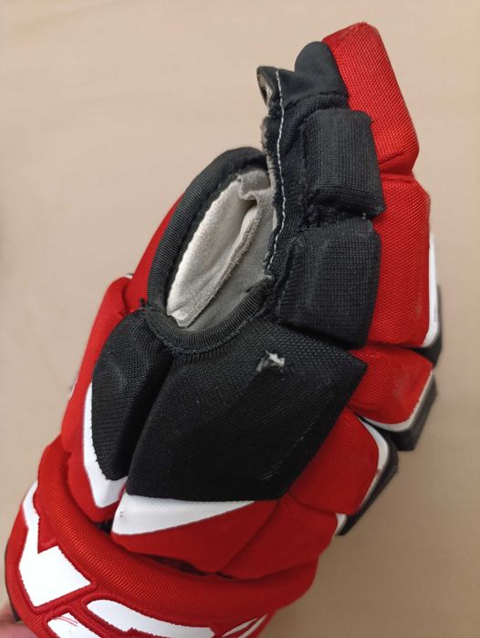 Хоккейные перчатки CCM Jetspeed FT680