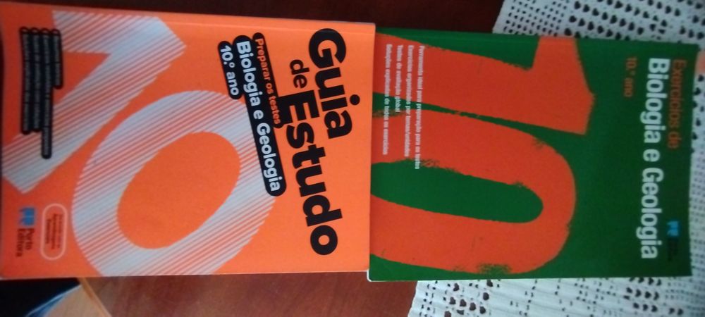 Livros de biologia e geologia 10°