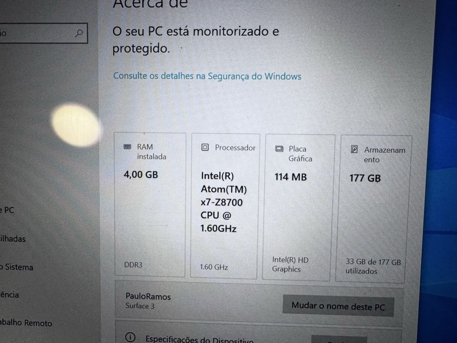 Surface com dock e teclado