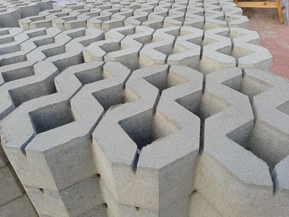 Płyta ażurowa, eko, trawnikowiec.