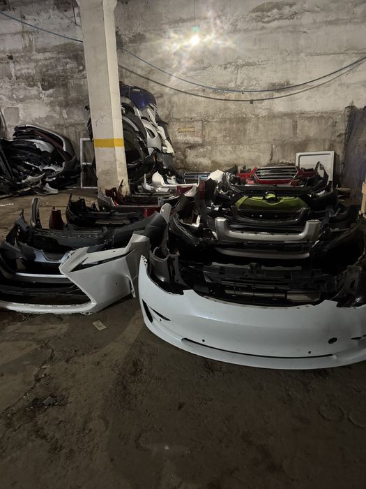 Контейнер автозапчастин з Німечини гурт