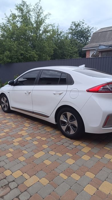 Hyundai Ioniq 2019 VIN KMHC751HFKU047476 фото оголошення 4 з 21