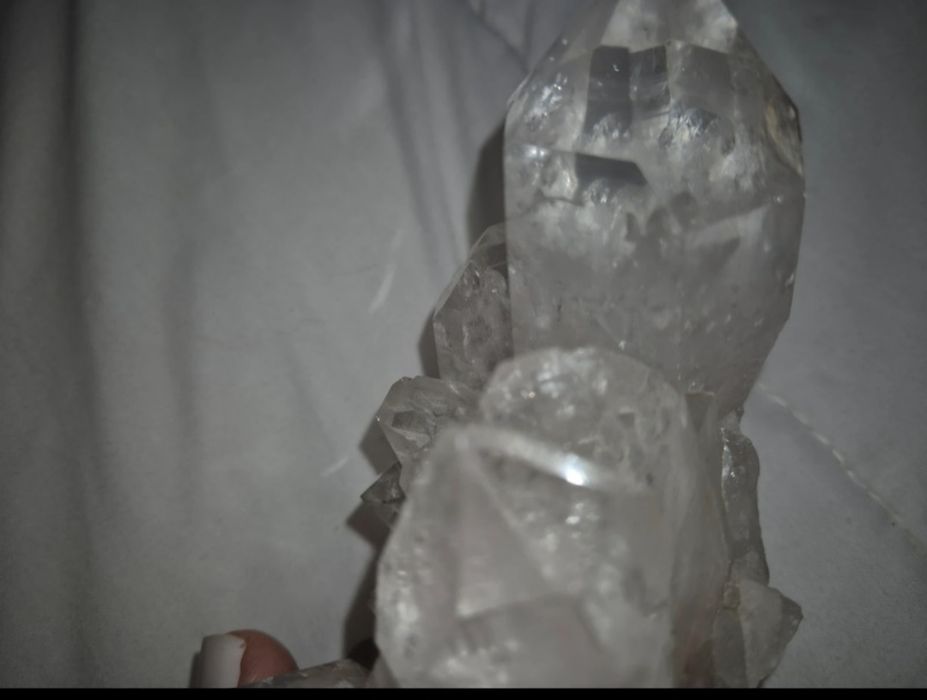 Cluster de Quartzo Cristal Natural (500g) – Peça de Coleção / Decoração