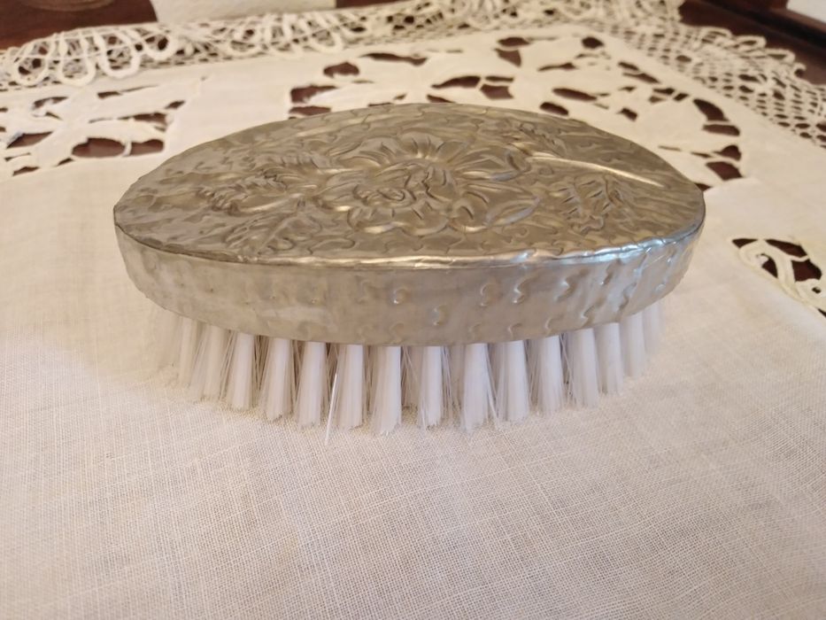 Escova de Fato Revestida de Estanho trabalhado