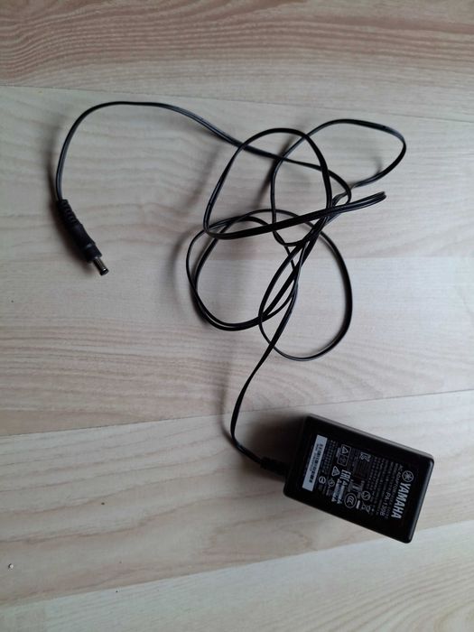 Keyboard YAMAHA PSR E363