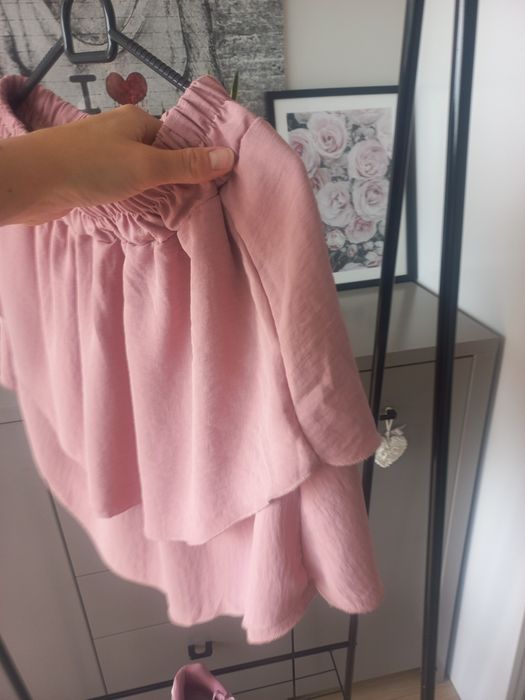 Spódniczka w kolorze pudrowego różu styl romantyczny s/m