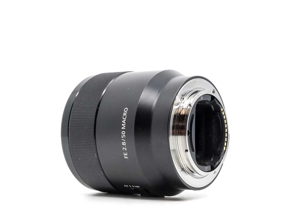 Sony FE 50mm F2.8 Macro  E-mount  Full Frame
