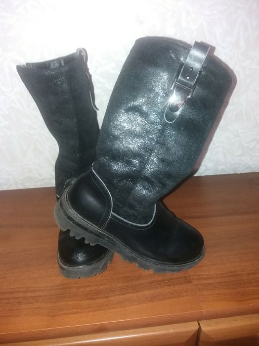 Зимові сапоги на дівчинку 34р.