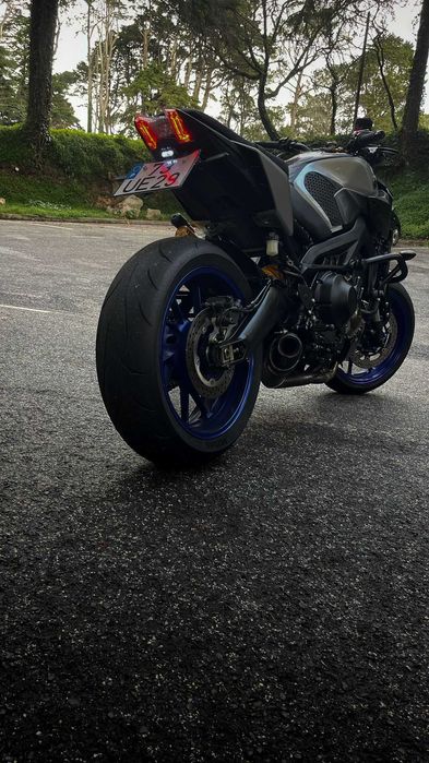 Yamaha MT 09 SP 2018 (Brembo / QuickShift) em excelente estado.