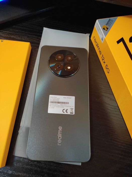 Smartfon Realme 12X 5G 8GB ram+ 256GB pamięci nowy! czarny