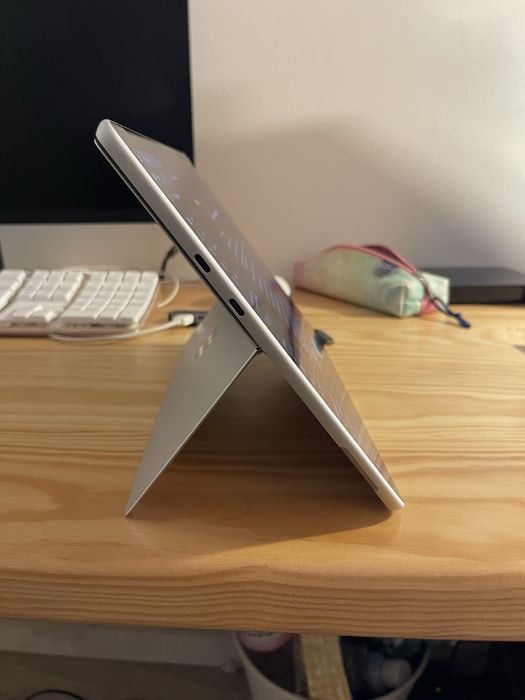 Microsoft Surface Pro 9508344326255421442