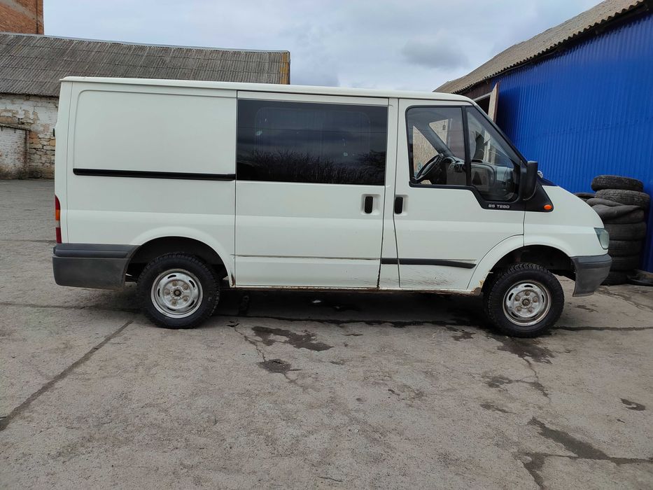 Продам бус Ford Transit.