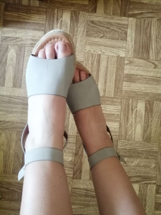 Летние босоножки