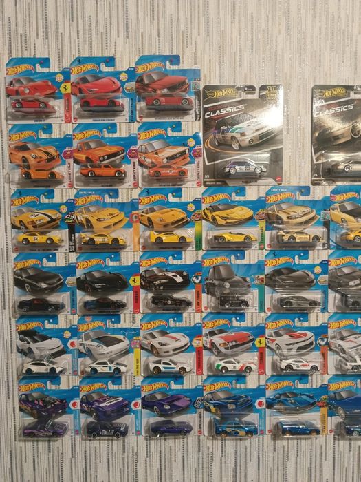 Машинки Hot wheels, продаю колекцію