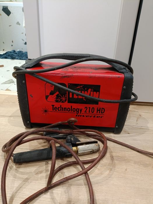 Spawarka Telwin Technology 210 HD inverter
